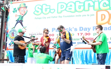 An Irish band plays Irish music to get everyone in the mood for St. Patrick’s Day.