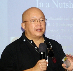 Dr. Mano explained that “Buddha” is a title, not a name, and that it means “the awakened one” in Sanskrit and Pali. The Buddha lived and taught in the eastern part of the Indian subcontinent between the 6th and 4th centuries BCE. Dr. Mano said that under the Buddhist calendar, Year 1 is the year after the death of the Buddha.