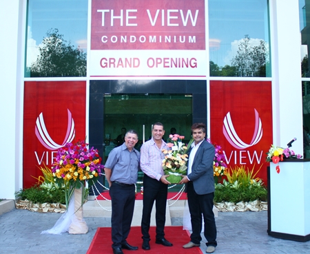 Miki Haim (center) is congratulated by Pattaya Mail’s Tony Malhotra (right) and Paul Strachan (left) on the opening of the new addition to Matrix’s growing list of Pattaya developments.