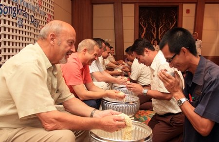 Staff of the Centara Grand Mirage Beach Resort Pattaya took part in the traditional pouring of scented water on the hands of the senior management to wish them luck and to receive blessings during Songkran last week. Receiving and at the same time giving blessings were (l-r) Gerd K. Steeb, Director of Centara Hotels & Resorts, Andre Brulhart, General Manager, Paulo Matos, EAM, Wuthisak Pichayagan, EAM of F&B, Thanathip Vihokhern, Chief Engineer and Daranat Nuchaikaew, HR Director.