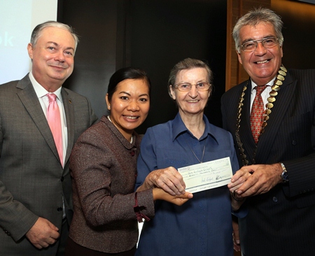 Eric Hallin (left), GM of the Rembrandt Hotel, Bangkok; Mrs Ben Montgomery (2nd left), PATA Thailand Chapter; and Dale Lawrence (right), president - Skål International Bangkok present a cheque for THB 70,000 to Sister Louise Horgan from the Fatima Centre of the Good Shepherd Sisters of Thailand recently. The funds were jointly raised by members of Skål International Bangkok and the Pacific Asia Travel Association’s Thailand Chapter. Good Shepherd Sisters is a non-profit organisation dedicated to providing opportunities for women and young girls at risk in the community.
