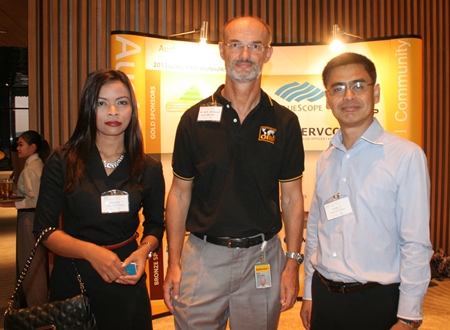 (L to R) Narawadee Thongboonchoo (Corporate Sales Manager for Cape Dara Resort), Dr. Dirk Janovsky (General Manager, Continental Automotive (Thailand) Co., Ltd.), and Sittidej Rochanavibhata (General Manager of Cape Dara Resort).
