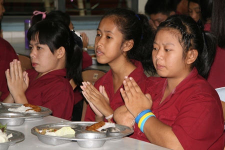 The students were grateful for their special lunch.