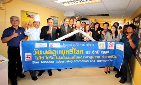 Dusit Thani Pattaya marked World No Tobacco Day My 31, a yearly activity aimed at raising awareness among staff and management of the importance of a tobacco-free lifestyle. Hotel management joined the staff in distributing anti-smoking leaflets and creating banners to spread the message that smoking is dangerous to health, and advertising tools promoting the habit must be banned. Staff members who have successfully quit the habit were also commended with a Certificate of Recognition and offered many other ways to live a healthy life such as riding a bicycle and engaging in any sport activity.