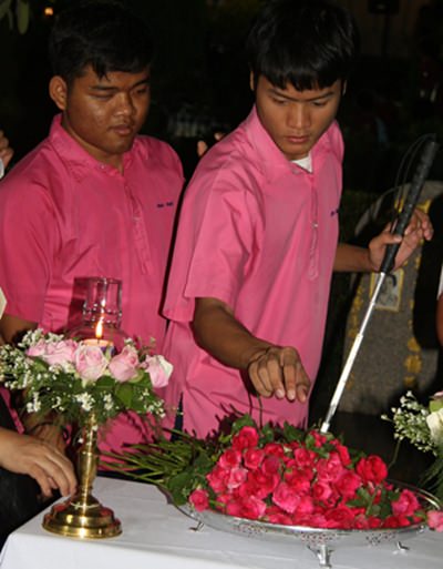The blind students also attended the memorial mass.
