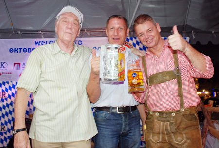 Winner of the beer drinking contest earned an original Paulaner one litre beer mug.