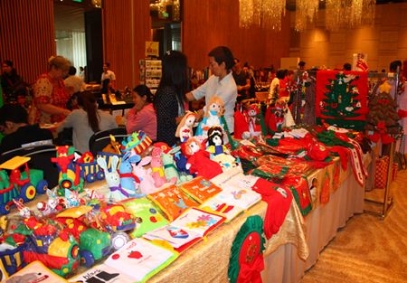 The Christmas Bazaar, which signals the opening of the Christmas shopping season here in Pattaya, last year featured 80 vendors from all over Thailand.