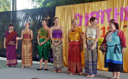 GIS teachers looked fantastic for Loy Krathong!