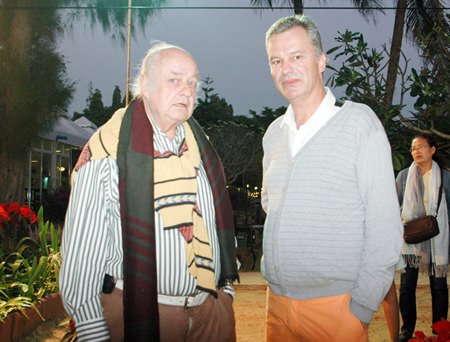 Ferenc Fricsay (left) and Ingo G. Raeuber (right) are surprised by the paparazzi.