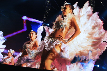 Dancers in feather costumes perform to ‘Jai Sarapaap’ (Heart confession).
