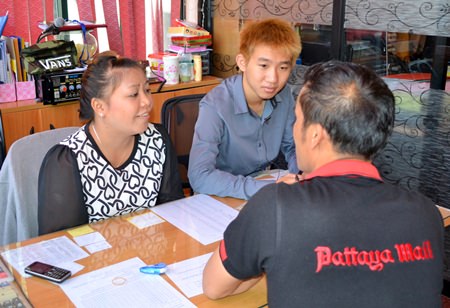 Accountants Chaporn Saeng-ngam and Jintana Yordngam said they don’t make enough salary to support a family.