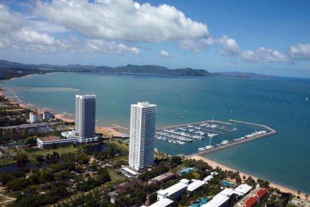 Ocean Marina Yacht Club in Jomtien offers one of the finest sailing facilities in Southest Asia.