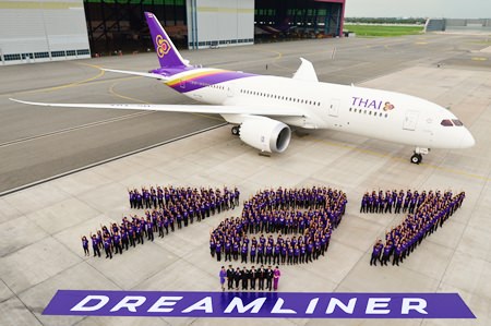 A highlight of the day was the 30-metre long by 8-metre wide formation of the “787” identity by over 300 people from THAI management, staff and guests in front of the parked Dreamliner aircraft.