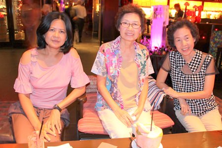 Thai tourists love the food at the Mantra and also enjoy the music of the night.