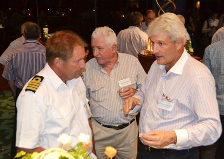 (L to R) Capt. Peter Fowler, Service Manager of Princess Bangkok - Pattaya; Warwick Kneale, AustCham Treasurer; and Leign Scott-Kemmis, AustCham President discuss the business environment in Thailand.