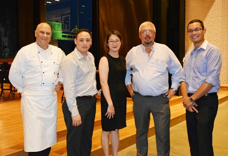 (L to R) Holiday Inn’s Executive Chef Jason Large joins Bernardo de la Garza, Director of F&B, Holiday Inn Pattaya, Jatuporn Phiukhao, Executive Assistant Manager of the Holiday Inn, Thierry Danzas, Director of F&B, Pullman Pattaya Hotel G, and Jean-Philippe De Haes, Director of Operations from the Hilton Hotel Pattaya for a photo.
