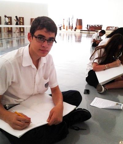 Students at the Bangkok Arts and Culture Centre see works of art first hand.