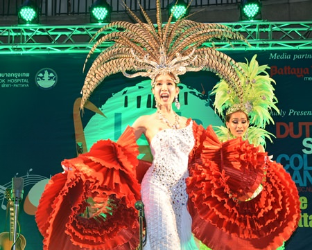 The evening included a colorful and entertaining performance from the Alcazar Cabaret Show Pattaya.