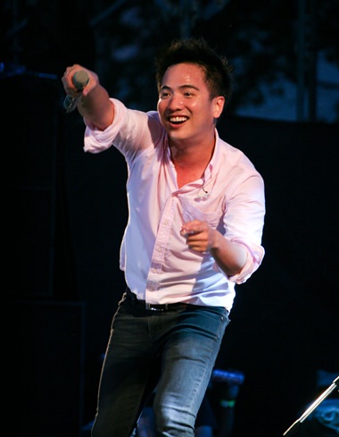 Tattoo Colour on stage at Silver Lake.