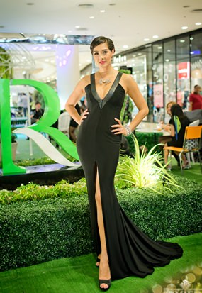Riviera Group’s Brand Ambassador, Metinee, Kingpayome, a.k.a. ‘Lookked’ strikes a glamorous pose on The Riviera Jomtien show stand at Central Beach shopping mall, Pattaya.