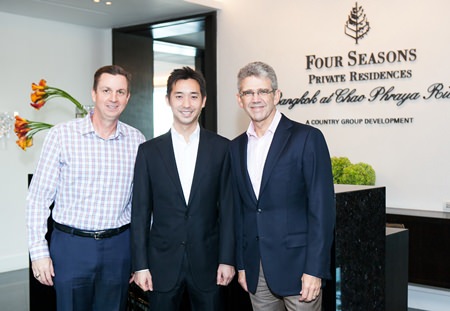 (Left to right) Michael A. Crawford, President, Asia Pacific of Four Seasons Hotels and Resorts; Ben Taechaubol, Chief Executive Officer of Country Group Development PCL. and J. Allen Smith, President and Chief Executive Officer of Four Seasons Hotels and Resorts, pose for a photo at the project’s sales gallery in Bangkok.