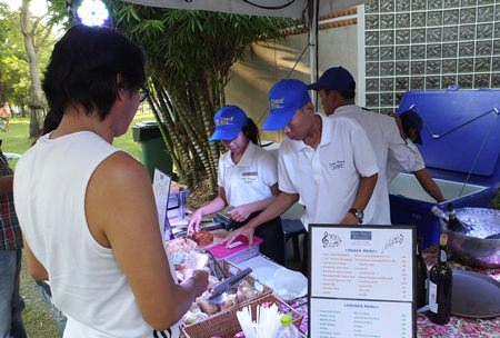 Casa Pascal’s catering staff were kept busy feeding the hundreds of music lovers in attendance.