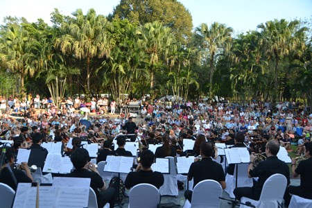 The Phornprapha Botanic Gardens provided a spectacular venue for the free  open air concert.
