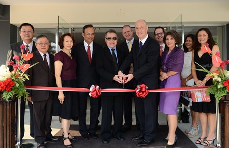(L to R) Prasit Pawakranond, Wicha Leeskul, Duenpen Pawakranond (School Director), Thada Savetsila (Member of BIST Board of Governors), Thiti Pawakranond (Chairman, BIST Board of Governors), Dr Daniel Moore (Headmaster), H.E. Mark Kent (British Ambassador to Thailand), Matthew Savage (Deputy Headmaster), Martine Delogne (Ambassador’s wife), Asha Savage, and Alison Bedford.