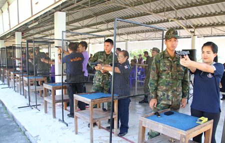 Anti-drug volunteers are given weapons training at the Royal Thai Marines Jessada Camp in Sattahip.