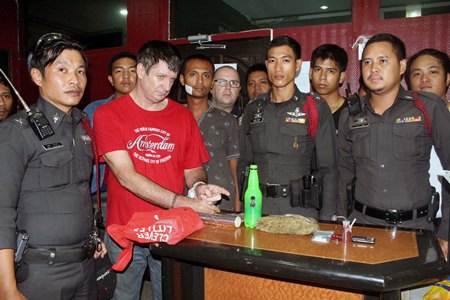 Australian David Andrew Vreeken was apprehended in his Soi Khopai room and charged with possession of Class 1 and Class 5 narcotics.