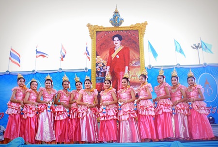 Lovely traditional dancers perform on the Bali Hai stage to honor HM the Queen.
