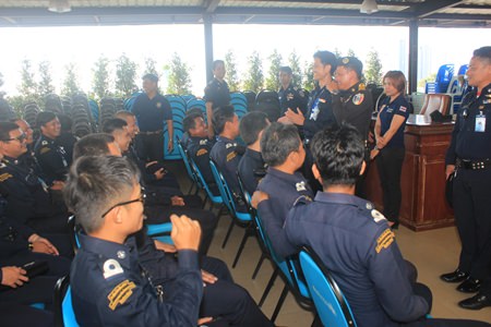 Special Affairs Department and Coastal Rescue & Security Project member Rungrath Lohthongkham prepares Pattaya-area rescue and security personnel for safety training.