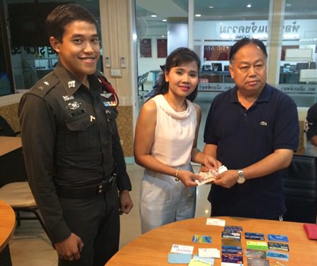 Jiratsaya Petchruanmakha found Yutapoom Yana’s wallet and was eventually able to return it.
