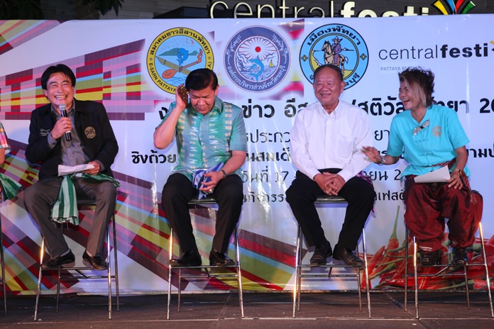(L to R) Deputy Mayor Ronakit Ekasingh, Chonburi PAO deputy Chief Rewat Phonlookin, Nongprue Mayor Mai Chaiyanit, and Pattaya Issan Association President Chanthiman Siripotiraksa share a fun moment whilst announcing this weekend’s festival.