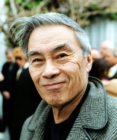 Actor Burt Kwouk is shown in this April 29, 2001 file photo. (Michael Crabtree / PA via AP) 