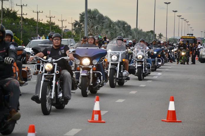 Harley riders took part in a ride for peace through Pattaya as part of the grand opening event.