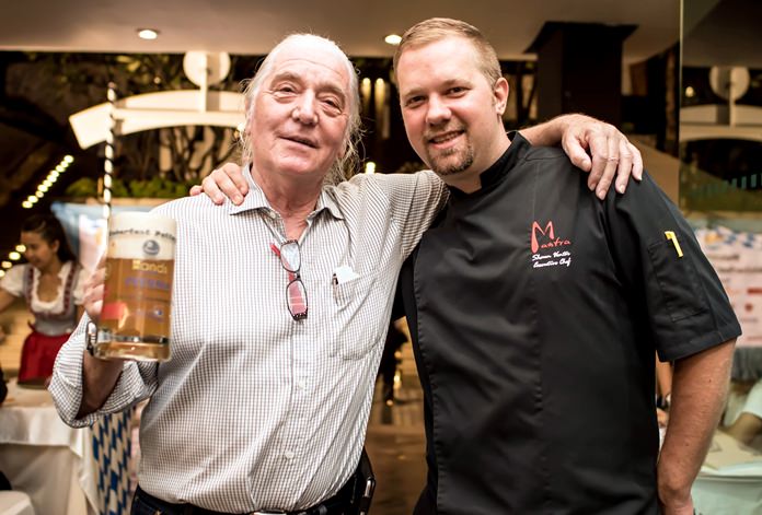 Helmut Buchberger (left) with Amari executive chef Shaun Venter.