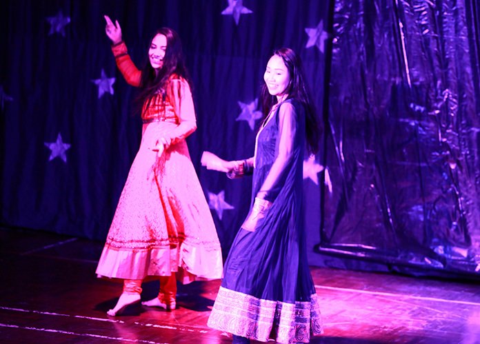 Two IB students from GIS dance at Diwali.