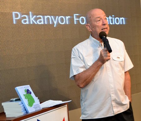 MC Roy Albiston introduces Jim Soutar prior to his presentation to the PCEC on the Pakanyor Foundation and its work among Thailand’s Karen villages.