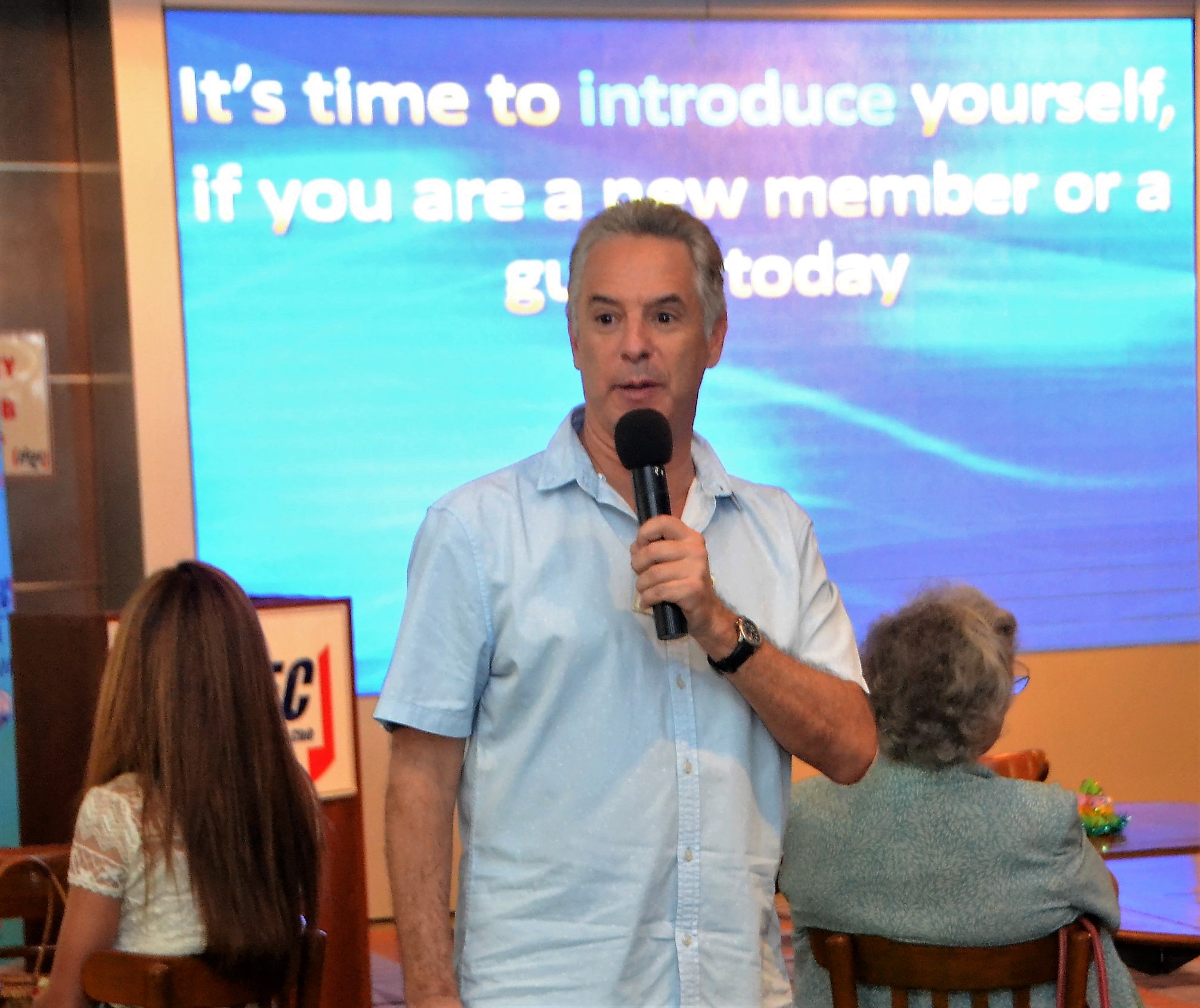 Member Ira Wettenstein moderates the Open Forum portion of the PCEC meeting, where questions are asked and answered about Expat living in Thailand, especially Pattaya.