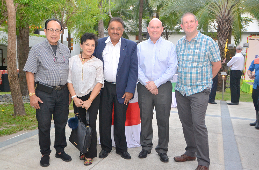 (L to R) Xanxai Visitkul, Natta Boonpayoorg, Peter Malhotra, MD of Pattaya Mail, Graham Macdonald, and Dr. Daniel Moore, Headmaster & CEO of Bromsgrove International School.