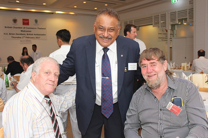 Jim Howard with Peter Malhotra and Jon Foxx from Q Cars. 