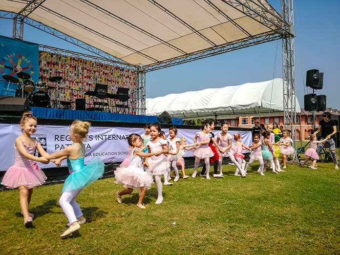 Little ballerinas perform to the delight of the audience.