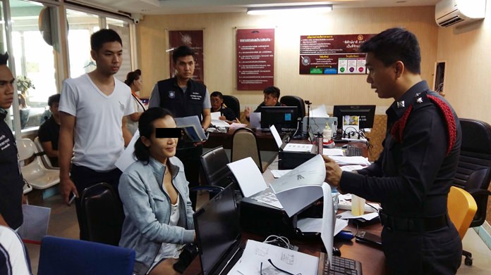 Araya Pasuk, wanted for theft in Phuket, has been arrested for robbing an Iranian in Pattaya.