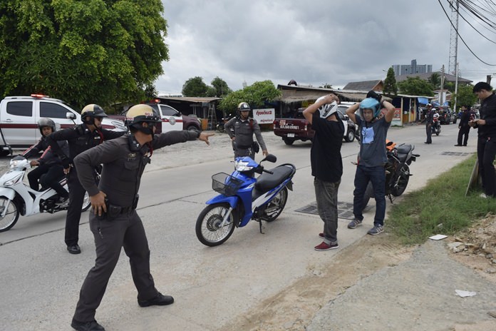 Pattaya police practice their response to snatch robberies in hopes of catching more of the thieves on motorbikes in the act.
