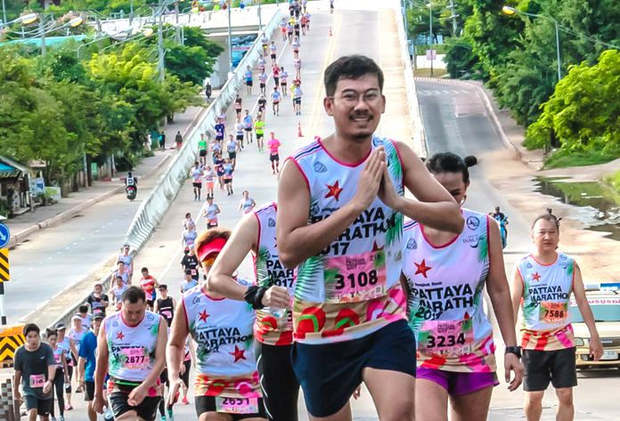 Over 10,000 runners, walkers and wheelchair athletes took part in the 2017 Pattaya Marathon.