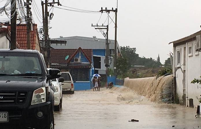 Engineers are working to clear the city’s drainage systems as residents continue to suffer from floods caused by recent heavy rain.