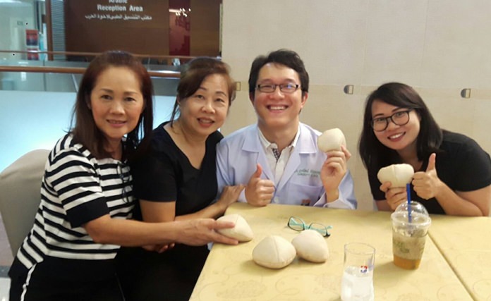 Bangkok Hospital Pattaya hosted a volunteer “Save Your Breast Project” to sew bra inserts for mastectomy patients recovering from breast cancer.