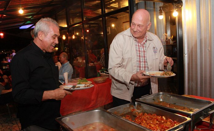 Delicious drinks and food were served throughout the night.