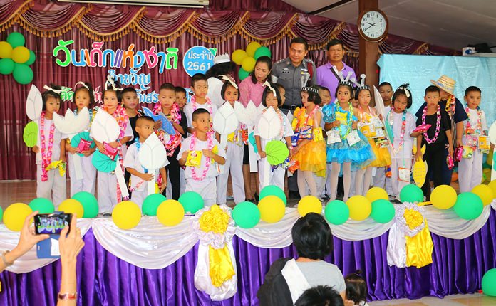 Young performers are feted at Wat Najomtien School in Sattahip.